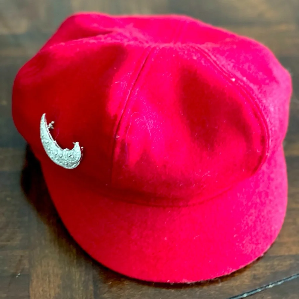 Stylish Betmar red cap( adjustable size)